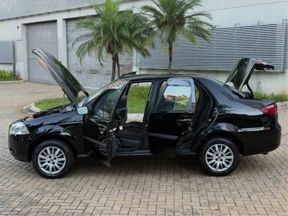 FIAT SIENA 1.4 MPI 8V FLEX 4P TETRAFUEL FIAT SIENA 1.4 MPI 8V FLEX 4P TETRAFUEL